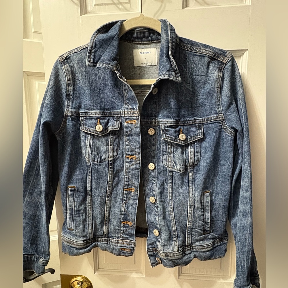 Dark denim fitted jean jacket